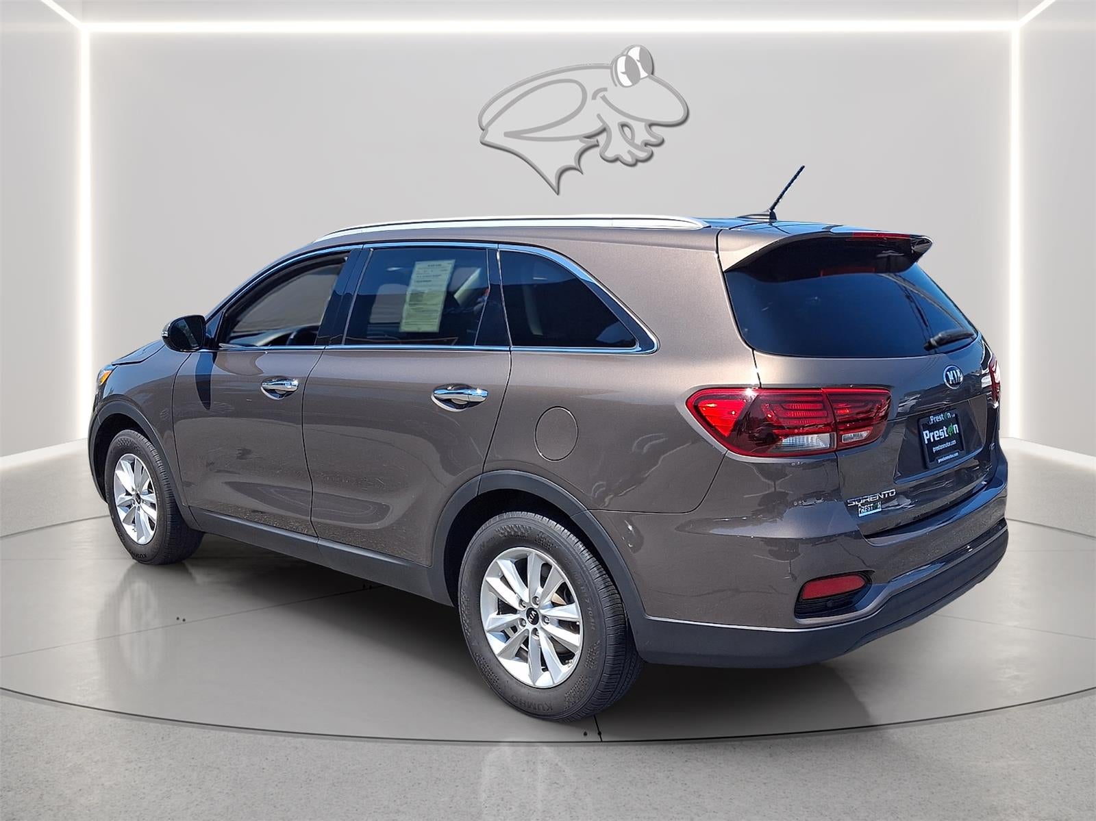 2020 Kia Sorento — rear three-quarter view