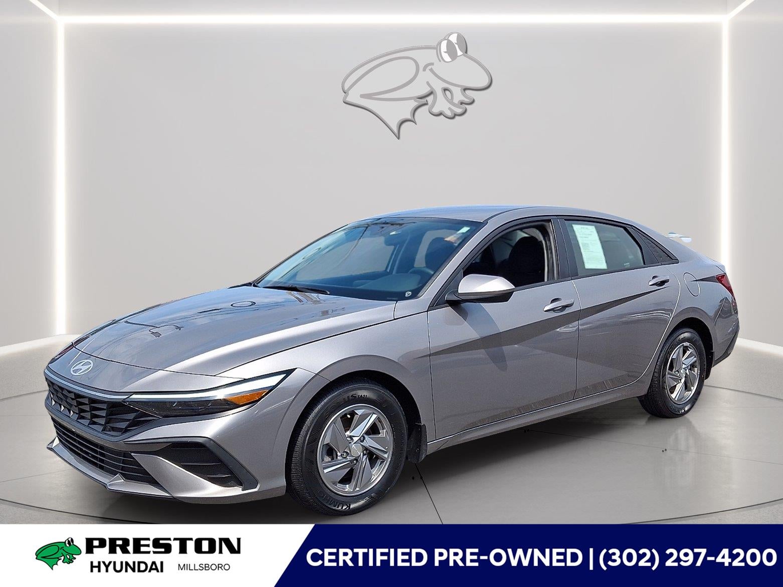 2024 Hyundai ELANTRA SE in Gray — front three-quarter view