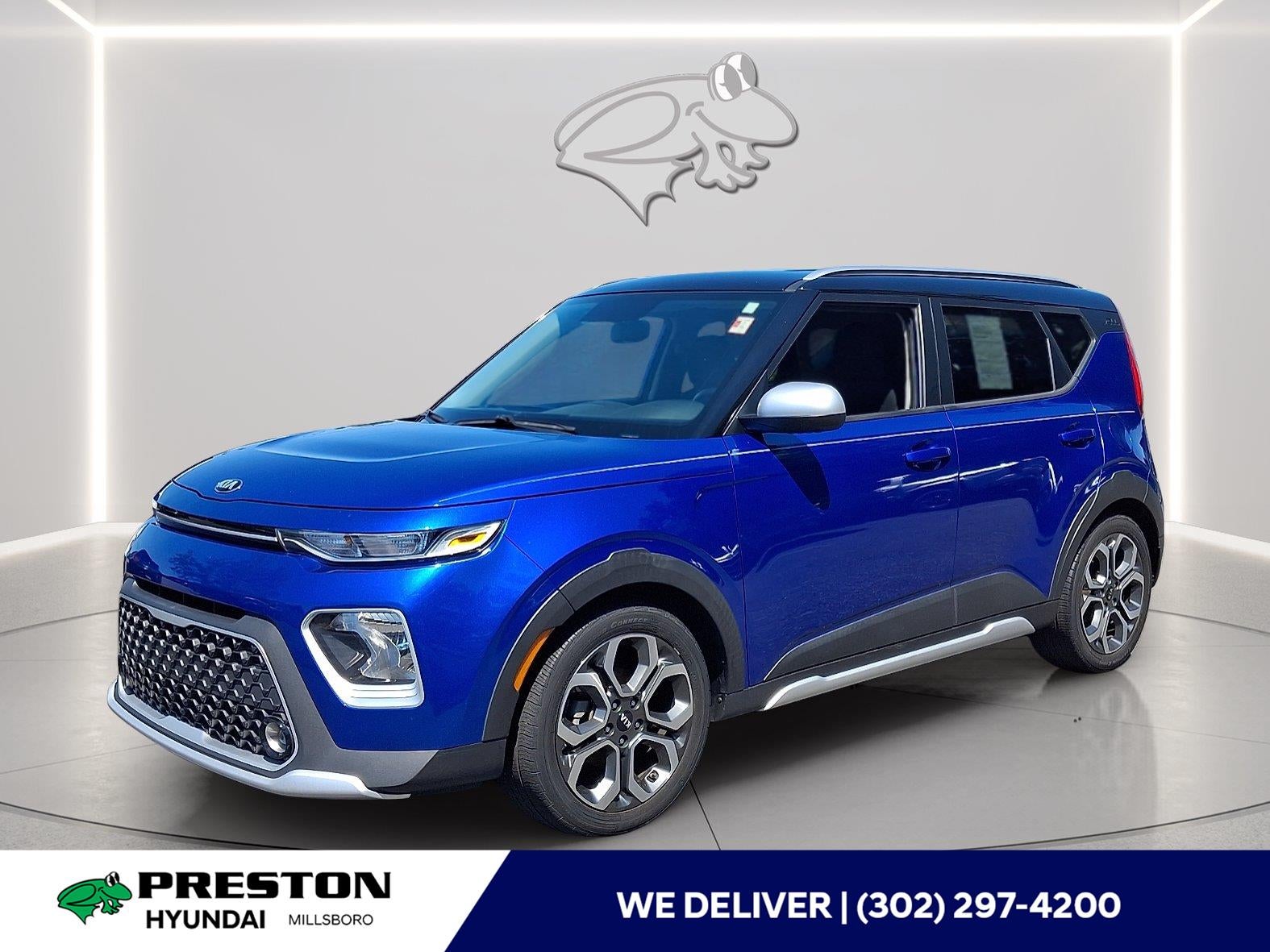 2020 Kia Soul X-Line in Neptune Blue And Cherry Black — front three-quarter view
