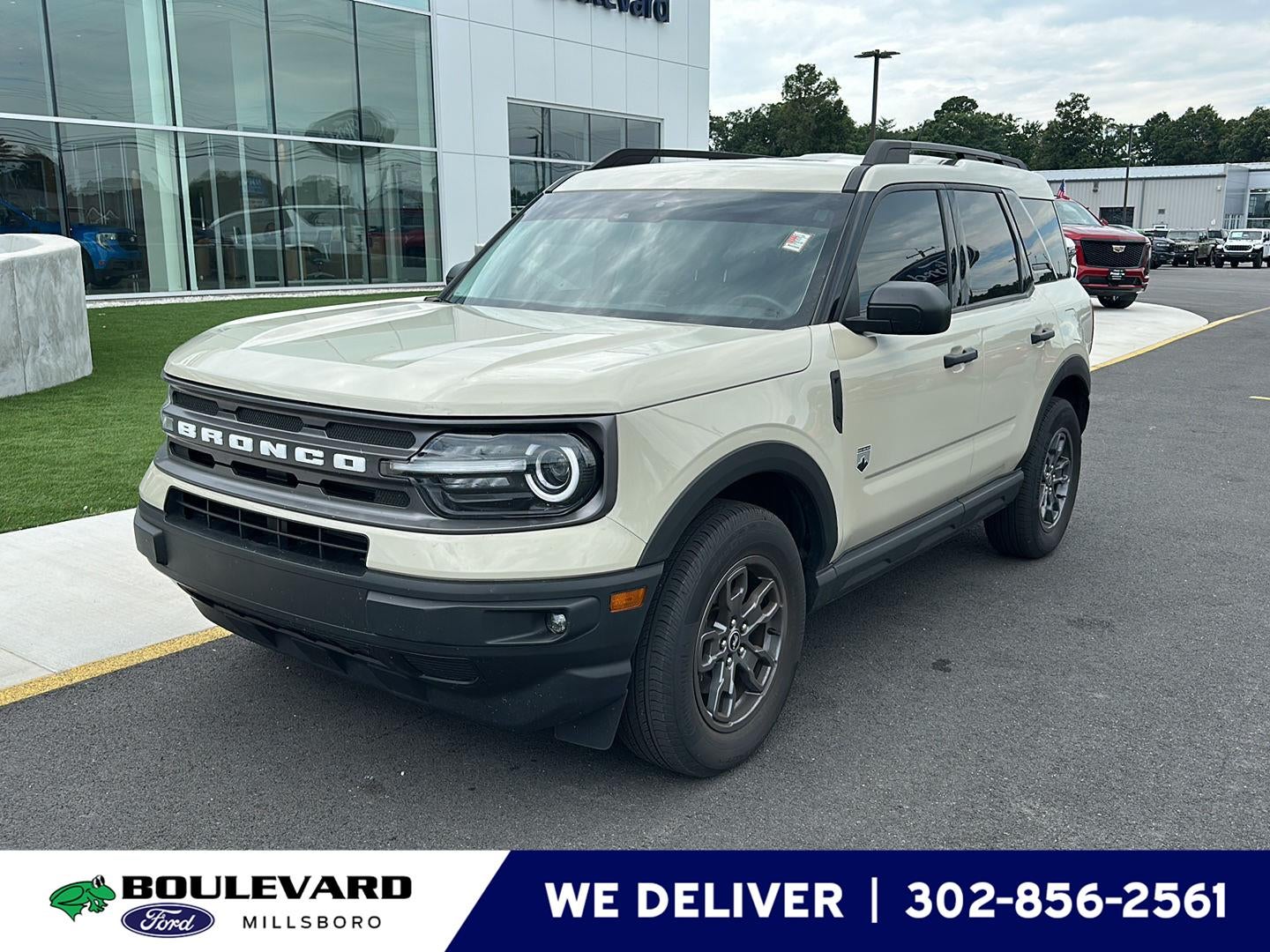 2024 Ford Bronco Sport Big Bend in Desert Sand — front three-quarter view